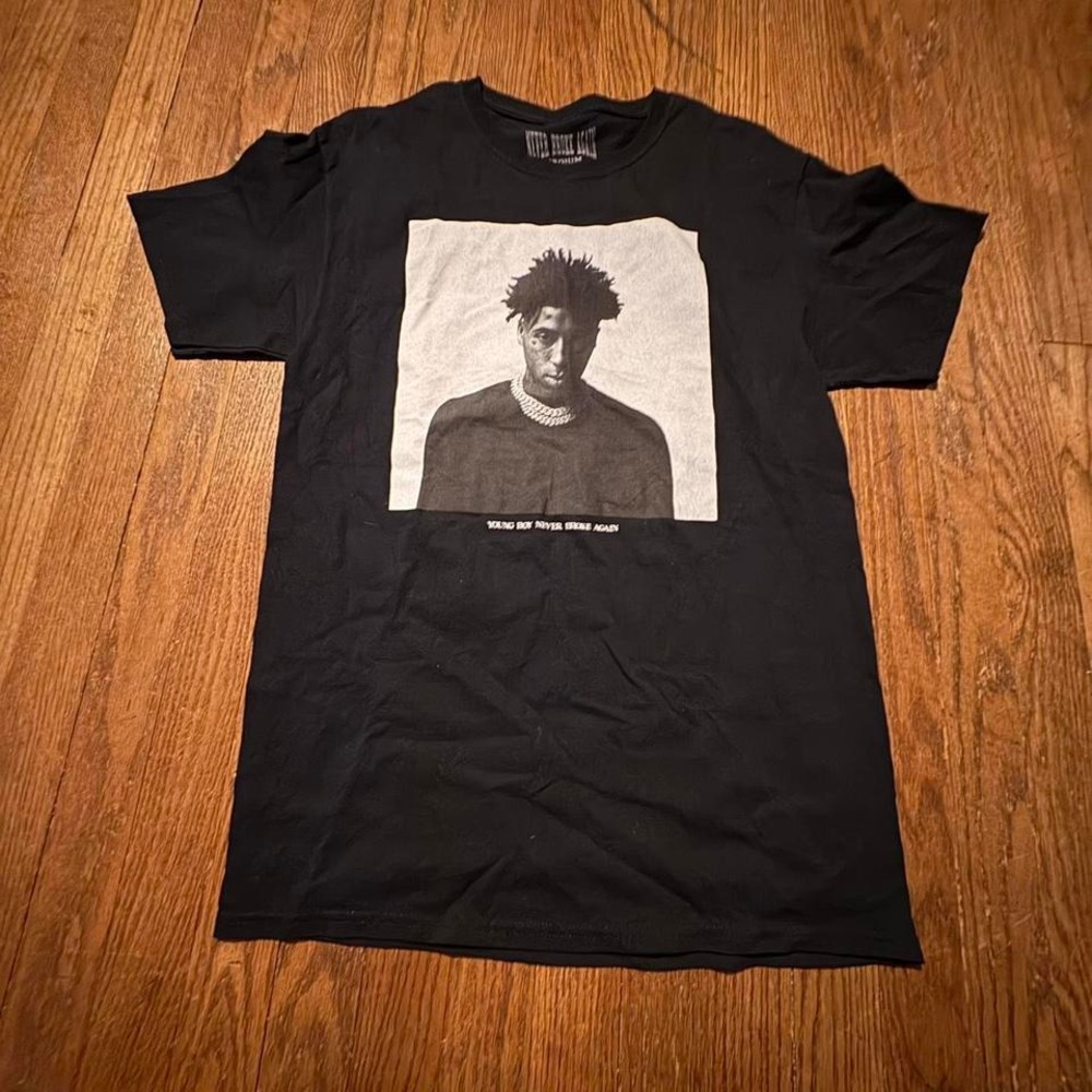YoungBoy Never Broke Again‎ Graphic T-Shirt Size M